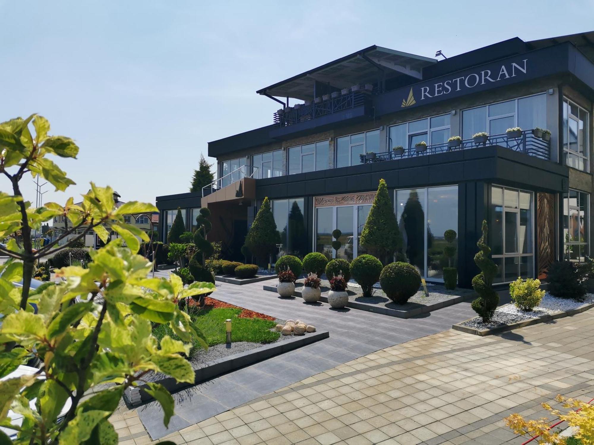 Hotel Euforia Lounge Šabac Exterior foto
